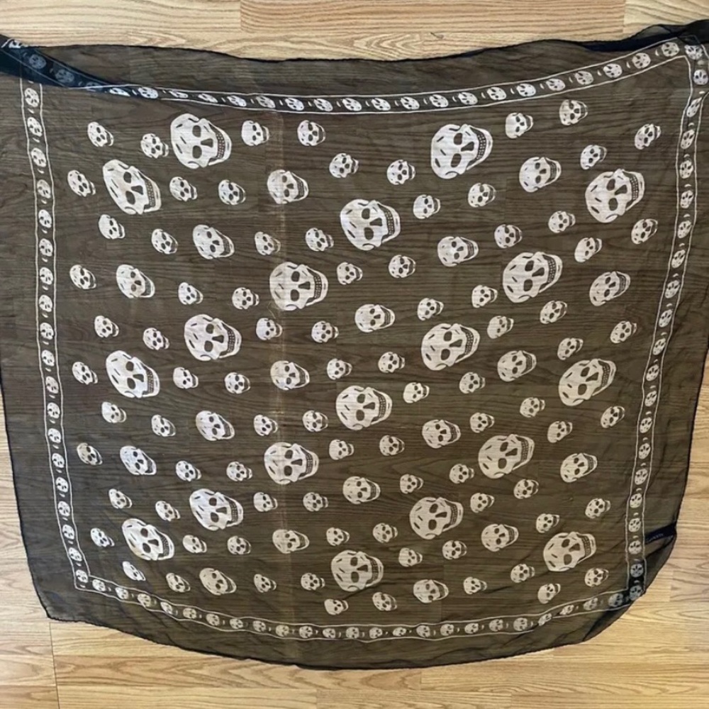 Skull chiffon scarf. Black and white. Excellent used condition.
